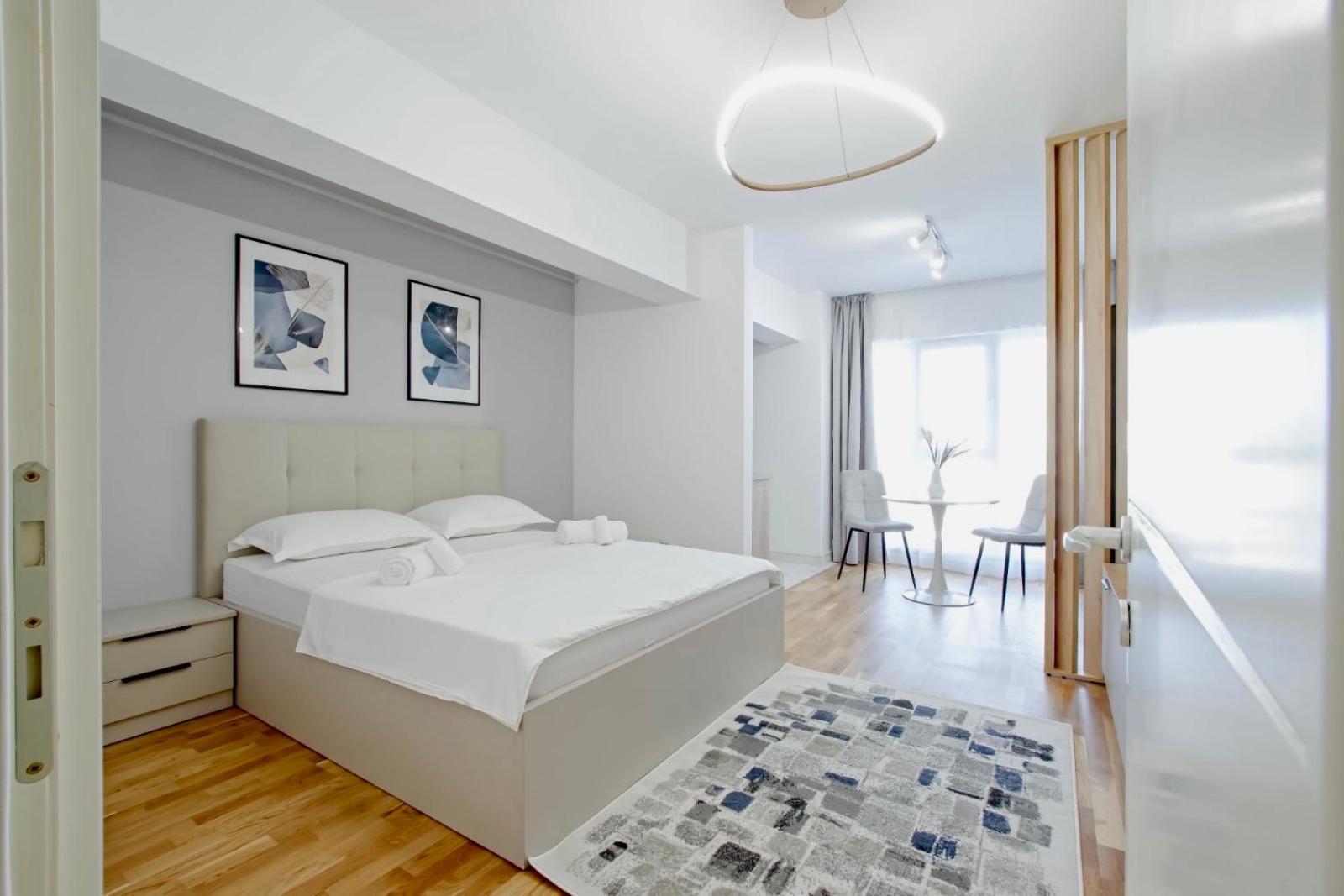 Himson-Blue Apartament Яш Екстериор снимка