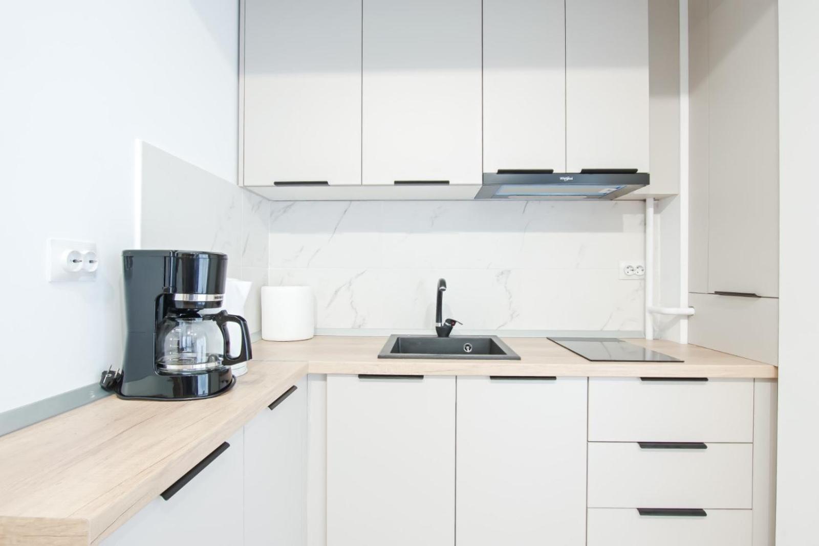 Himson-Blue Apartament Яш Екстериор снимка