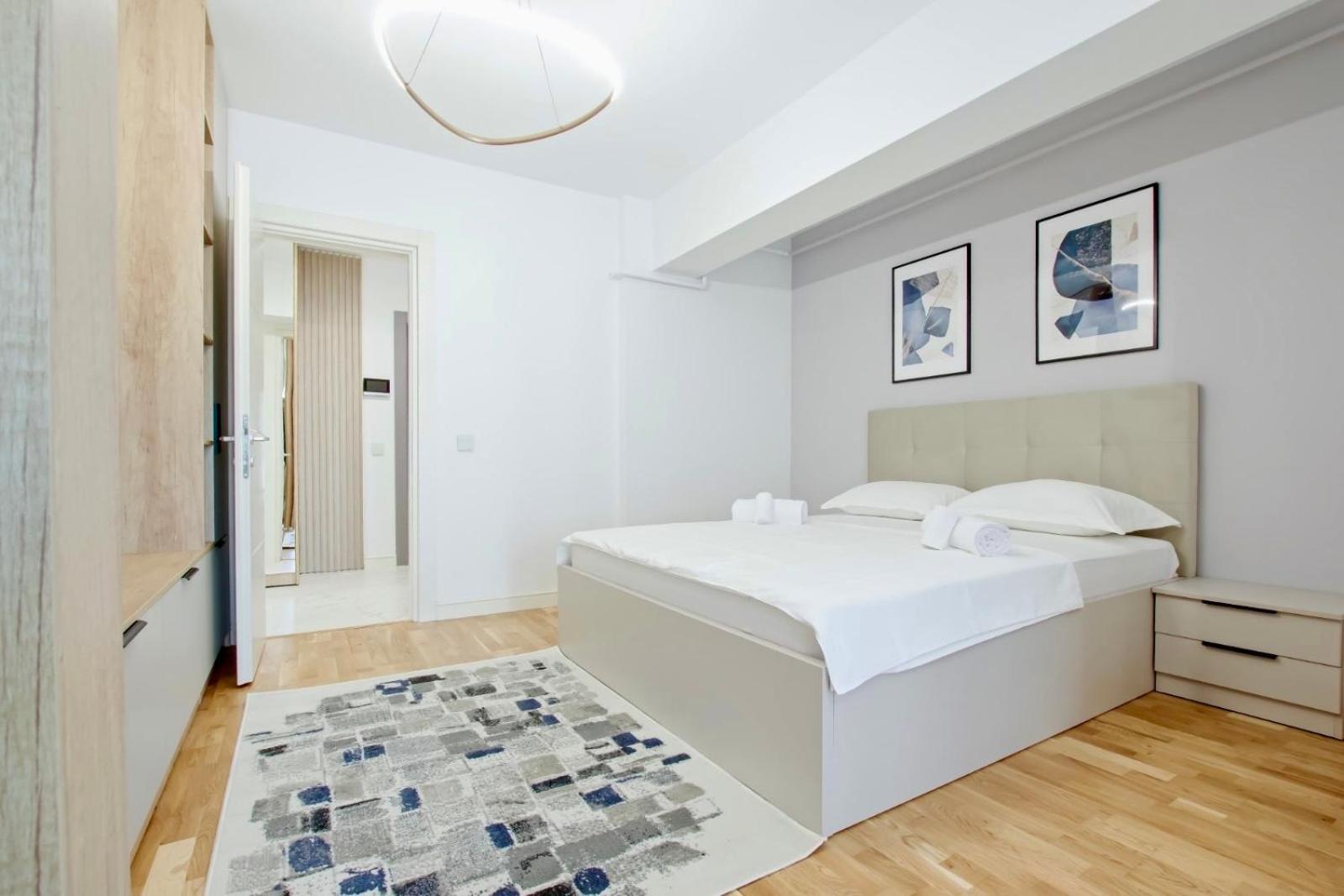 Himson-Blue Apartament Яш Екстериор снимка