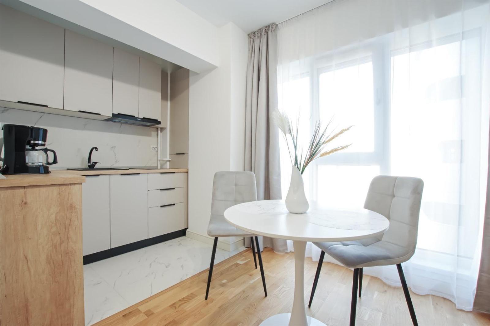 Himson-Blue Apartament Яш Екстериор снимка